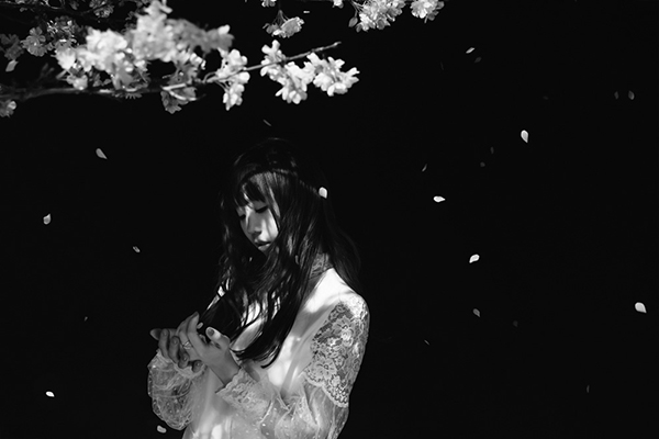 主題歌：Aimer「hollow-mas」